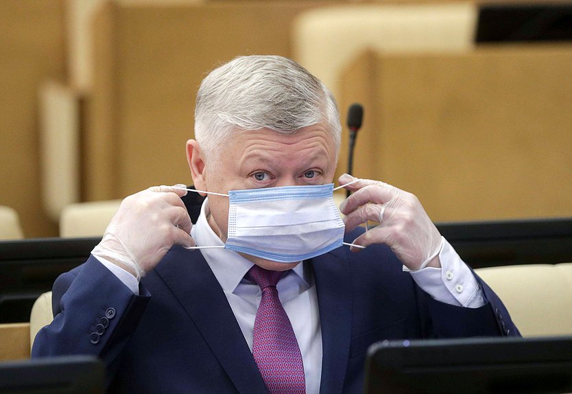 Председатель Комитета по безопасности и противодействию коррупции Василий Пискарев