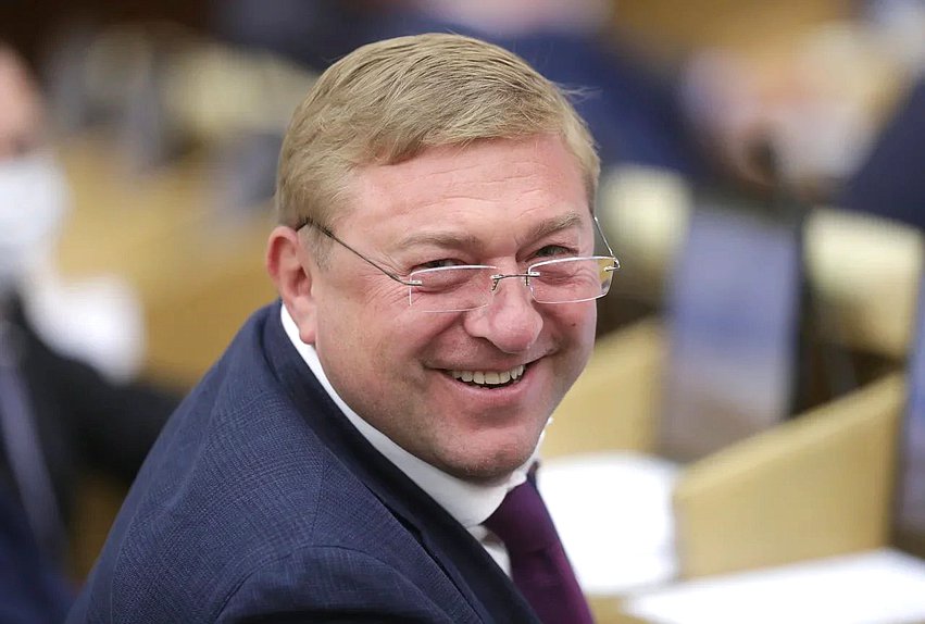 Член Комитета по экономической политике, промышленности, инновационному развитию и предпринимательству Александр Ярошук
