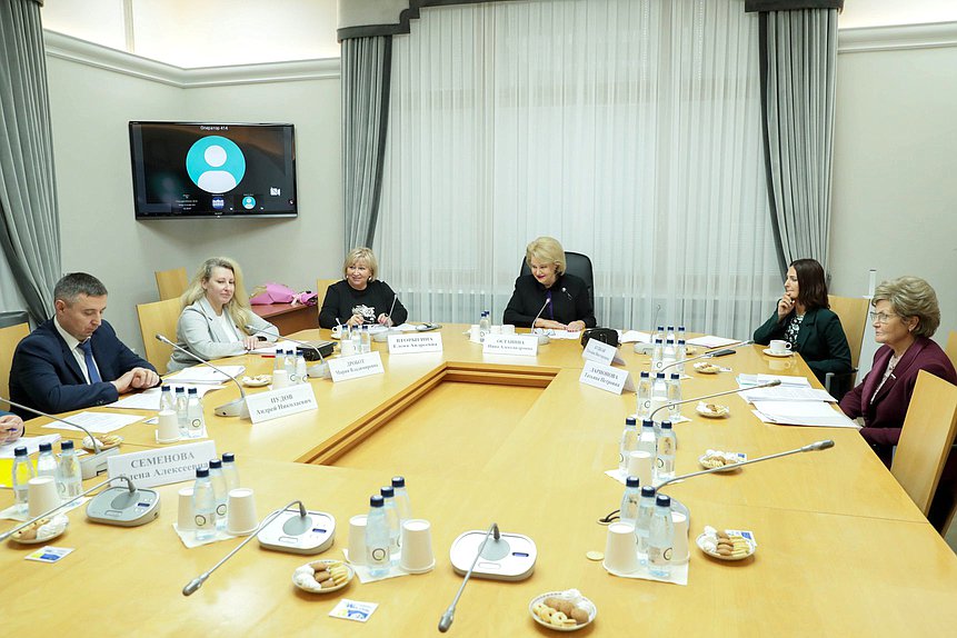 Заседание Комитета по вопросам семьи, женщин и детей