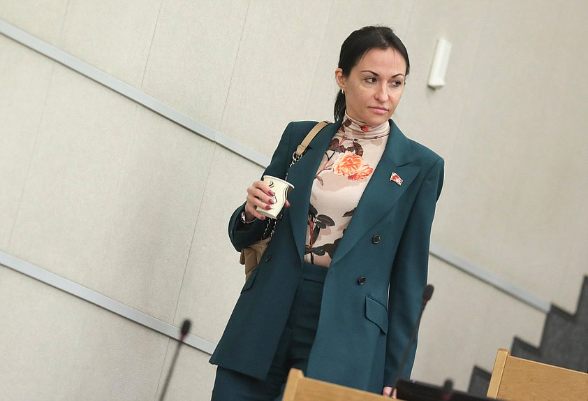 Член Комитета по делам национальностей Анастасия Удальцова