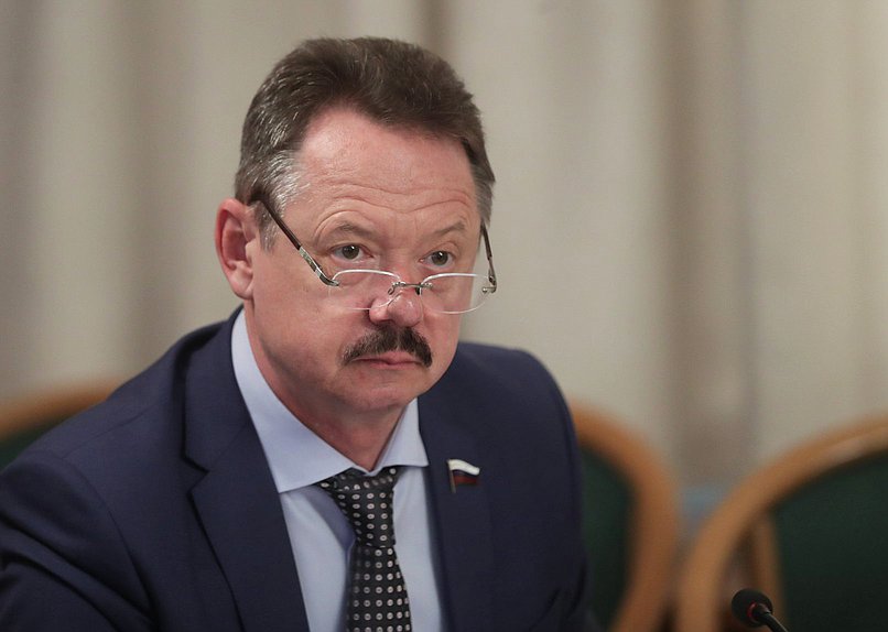 Член Комитета по развитию Дальнего Востока и Арктики Владимир Новиков