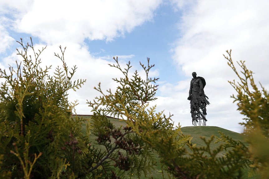 Ржевский мемориал Советскому солдату