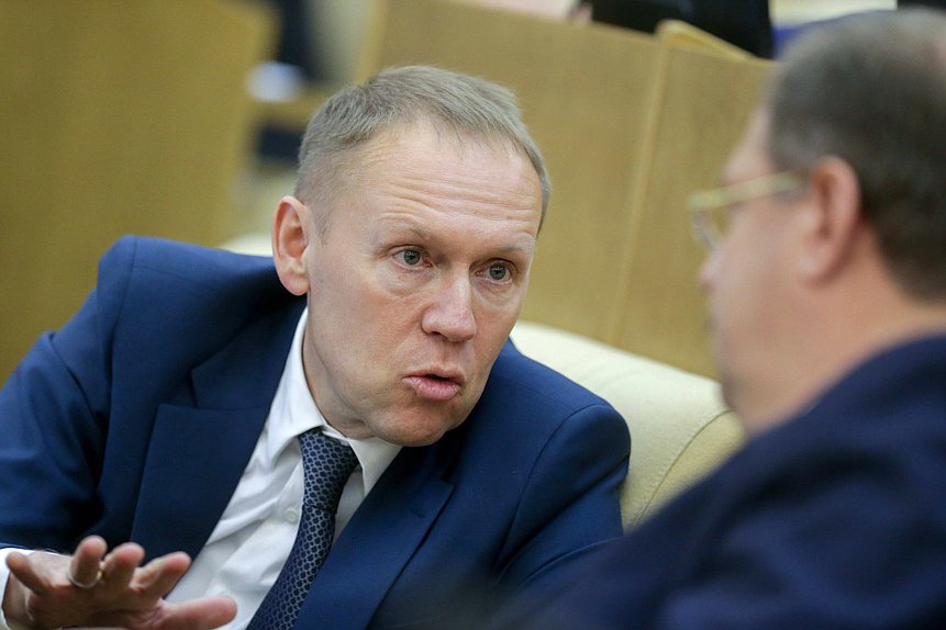 Член Комитета по безопасности и противодействию коррупции Андрей Луговой