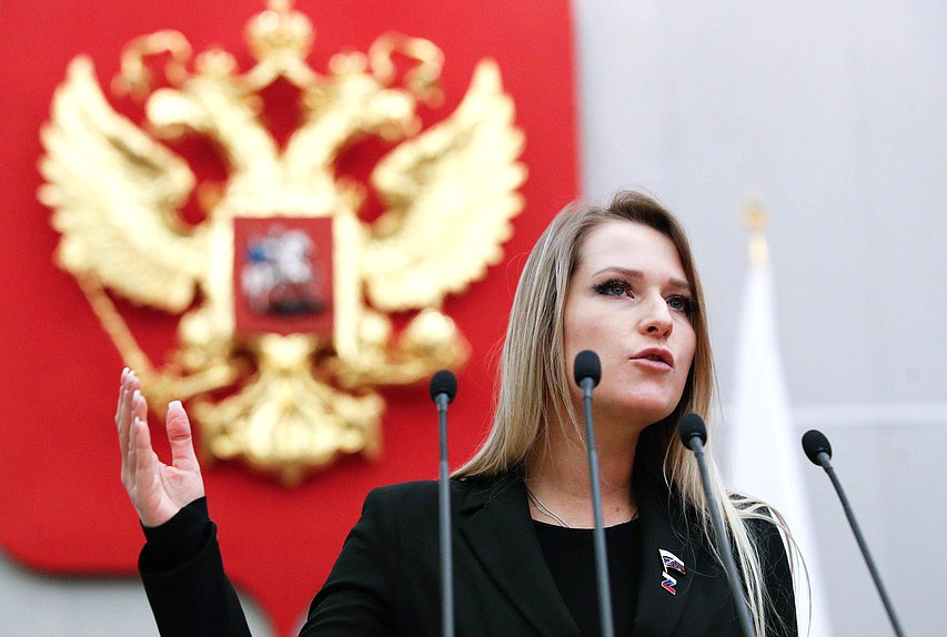 Первый заместитель Председателя Комитета по просвещению Яна Лантратова