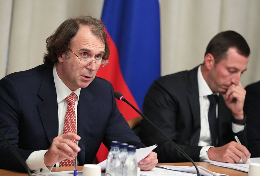 Член Комитета по аграрным вопросам Сергей Лисовский