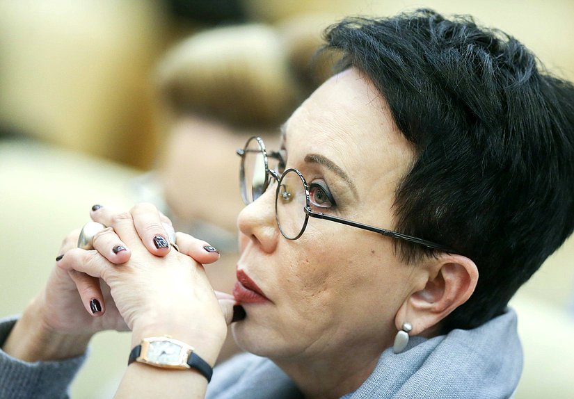 Заместитель Председателя Комитета по контролю и Регламенту Лариса Шойгу