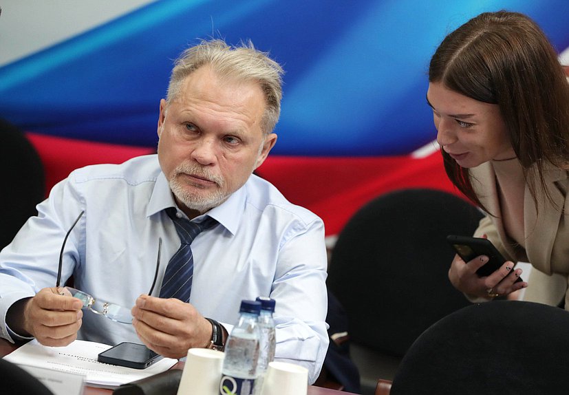 Член Комитета по охране здоровья Андрей Горохов