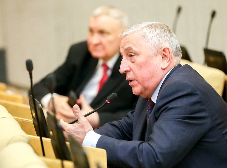 Председатель Комитета по региональной политике и проблемам Севера и Дальнего Востока Николай Харитонов
