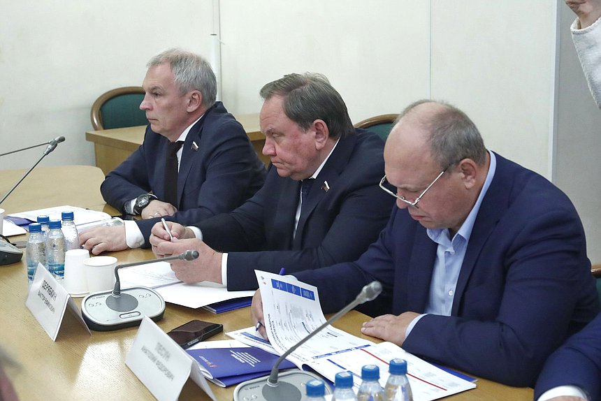 Расширенное заседание Комитета по транспорту и развитию транспортной инфраструктуры по вопросу развития транспортного образования и науки