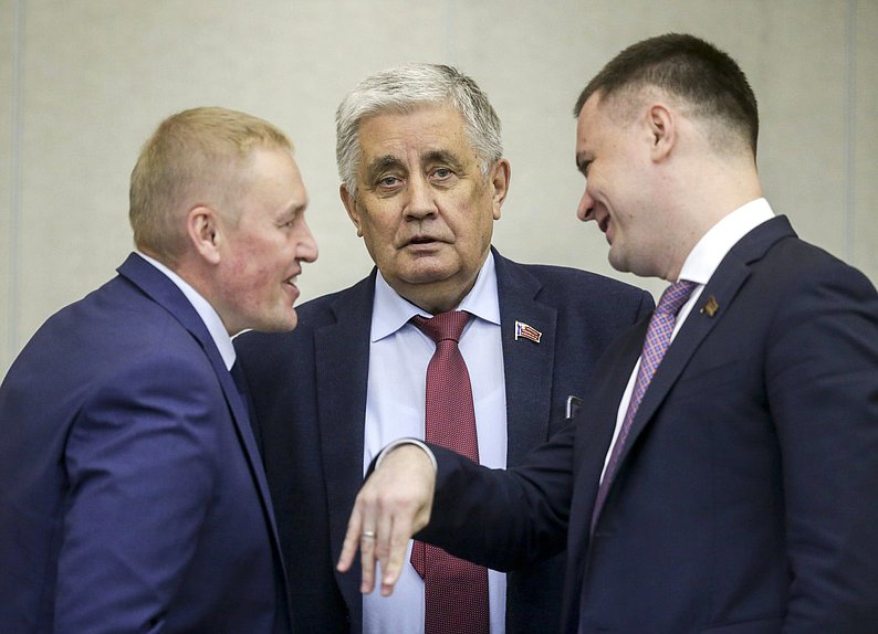 Первый заместитель Председателя Комитета по бюджету и налогам Валентин Шурчанов