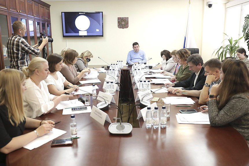 Рабочее совещание, посвященное вопросам совершенствования трудового законодательства в части трудоустройства несовершеннолетней молодежи