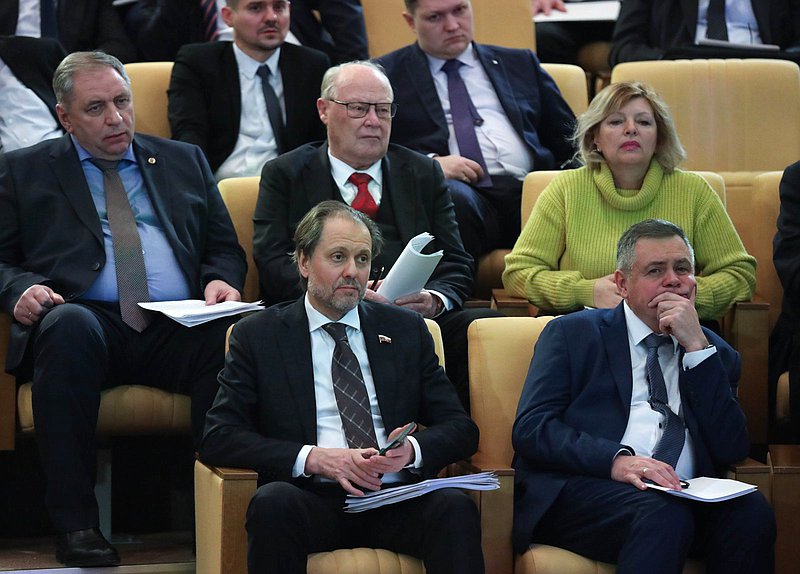 Член Комитета по экологии, природным ресурсам и охране окружающей среды Владимир Сысоев