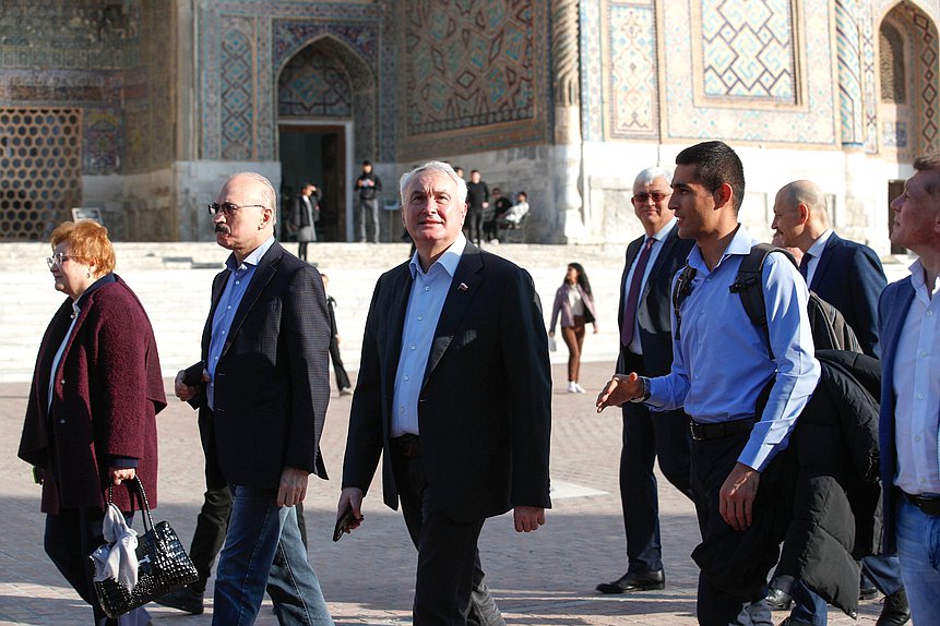 Председатель Комитета по обороне Андрей Картаполов и Председатель Комитета по науке и высшему образованию Сергей Кабышев