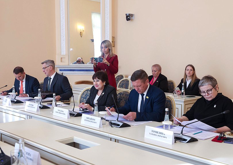 Заседание Комиссии Совета законодателей по вопросам социальной политики