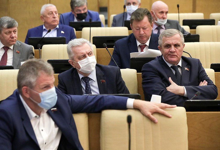 Первый заместитель Председателя Комитета по труду, социальной политике и делам ветеранов Николай Коломейцев