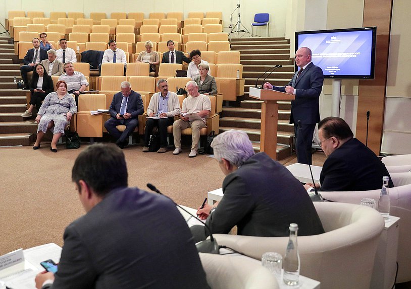 Круглый стол Комитета по охране здоровья на тему «Актуальные вопросы охраны здоровья сельского населения. Законодательное обеспечение»