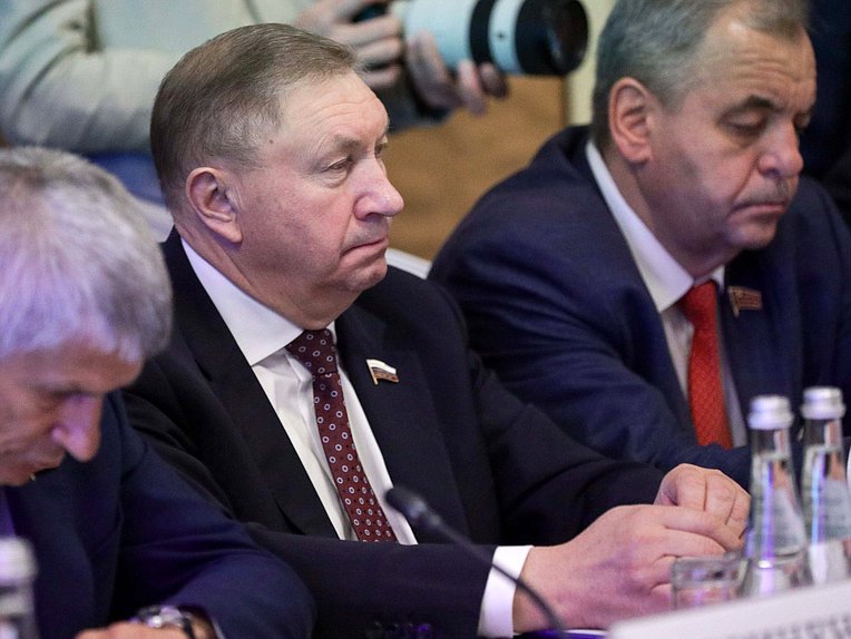 Член Комитета по аграрным вопросам Сергей Яхнюк