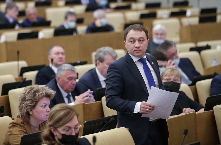Член Комитета по государственному строительству и законодательству Олег Быков
