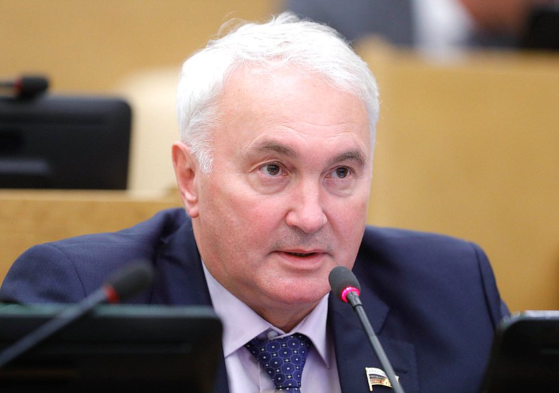 Председатель Комитета по обороне Андрей Картаполов