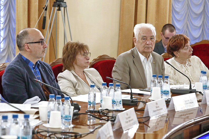 Заседание Экспертного совета при Комитете по делам национальностей