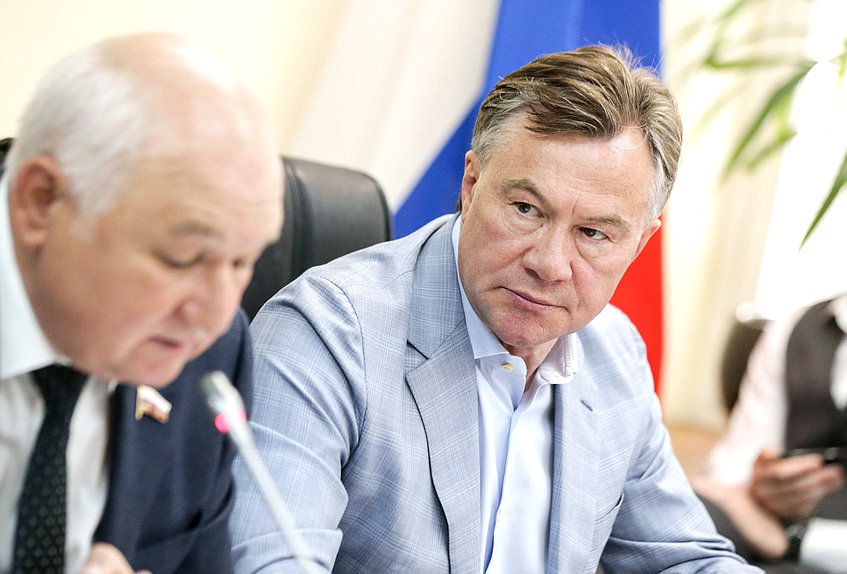 Член Комитета по делам национальностей Александр Терентьев