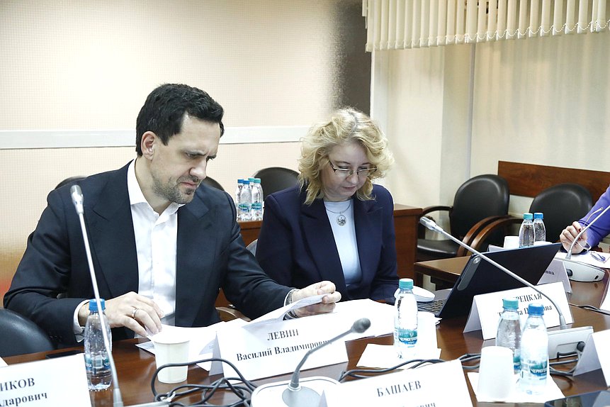 Совещание Комитета по строительству и ЖКХ