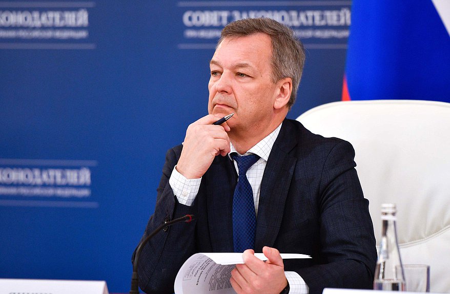 Первый заместитель Председателя Совета Федерации Андрей Яцкин