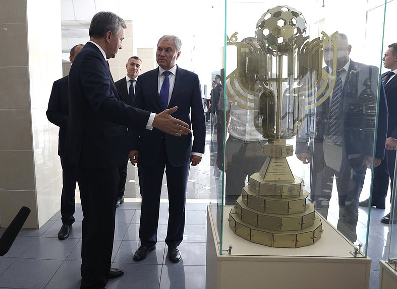 Председатель Государственной Думы Вячеслав Володин и ректор Кубанского государственного университета Михаил Астапов