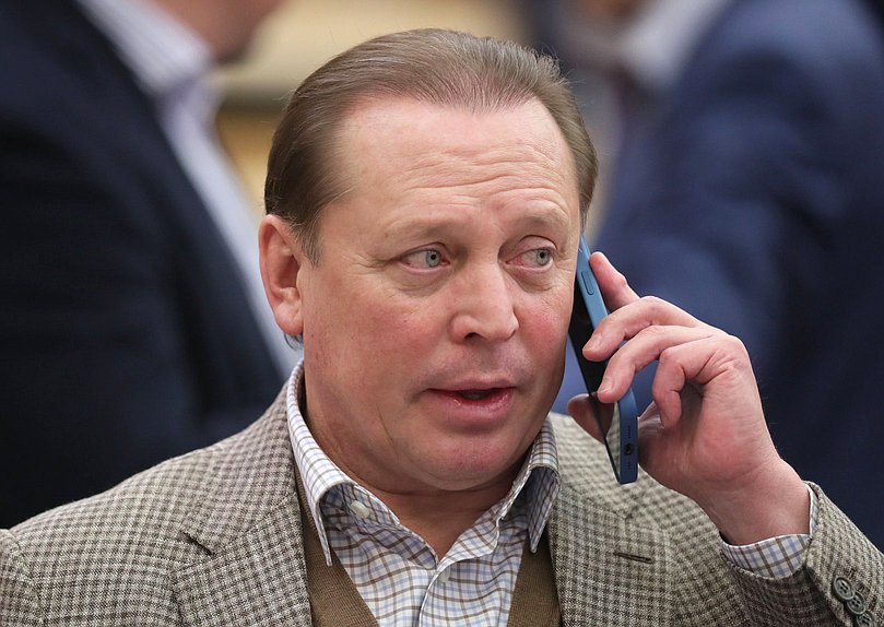 Член Комитета по защите конкуренции Айдар Метшин