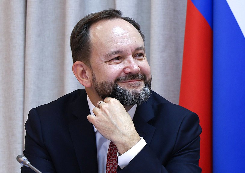 Аудитор Счетной палаты РФ Дмитрий Зайцев