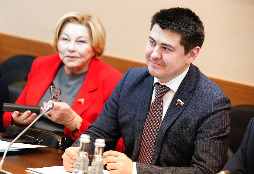 Заместитель Председателя Комитета по промышленности и торговле Александр Спиридонов