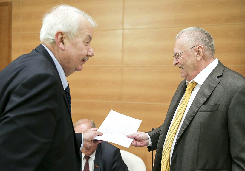 Academic Director of the RAS Institute of US and Canadian Studies Sergey Rogov and leader of the LDPR faction Vladimir Zhirinovskii