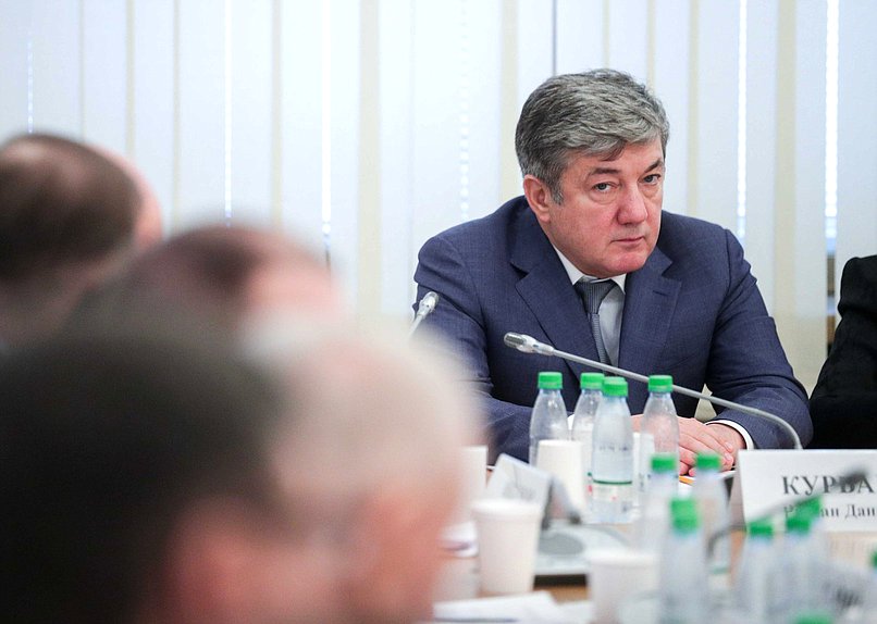 Первый заместитель Председателя Комитета по контролю и Регламенту Ризван Курбанов