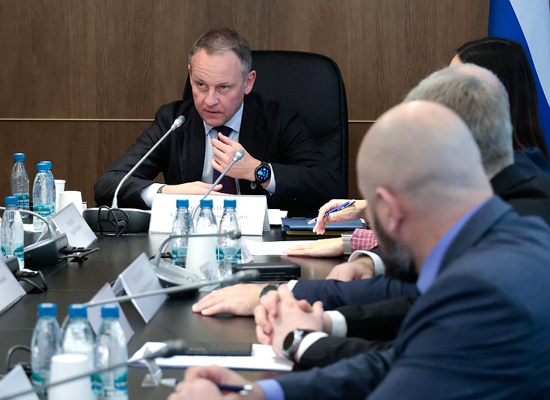 Председатель Комитета по цифровому развитию и искусственному интеллекту Александр Сидякин