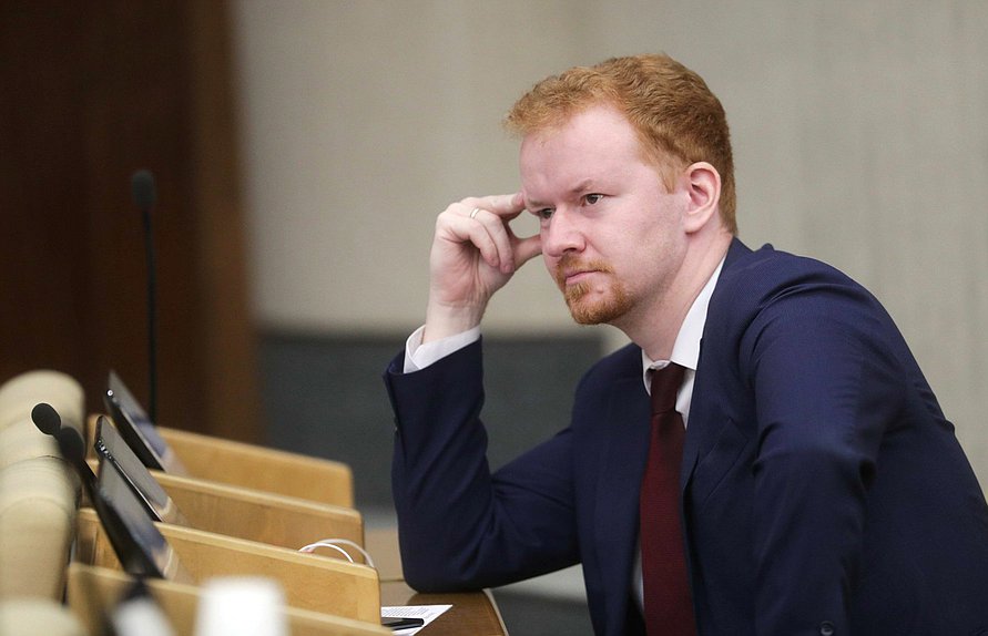 Член Комитета по федеративному устройству и вопросам местного самоуправления Денис Парфенов