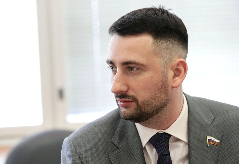 Член Комитета по финансовому рынку Иван Пиляев
