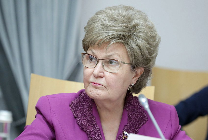 Член Комитета по вопросам семьи, женщин и детей Татьяна Ларионова