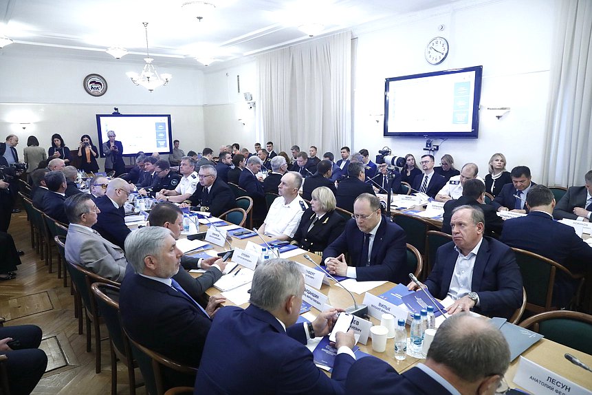 Расширенное заседание Комитета по транспорту и развитию транспортной инфраструктуры по вопросу развития транспортного образования и науки