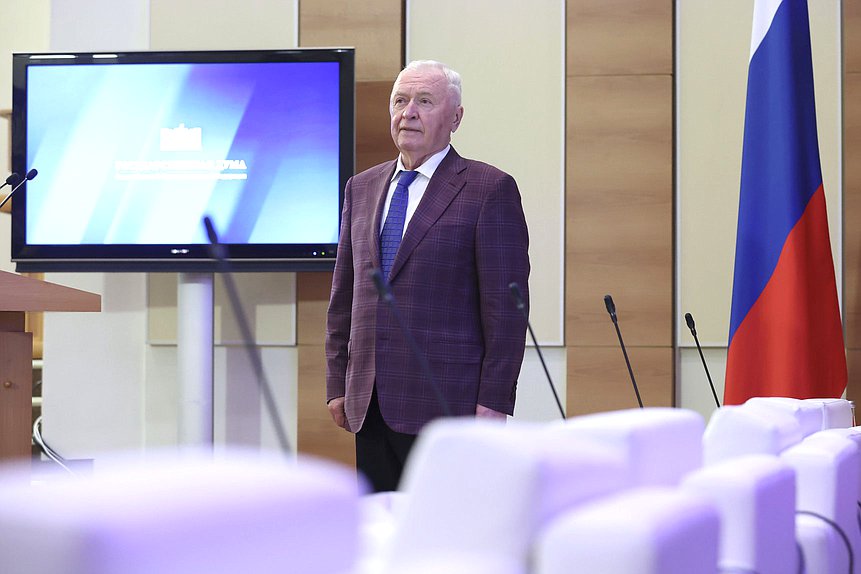 Аудитор Счетной палаты РФ Валерий Богомолов
