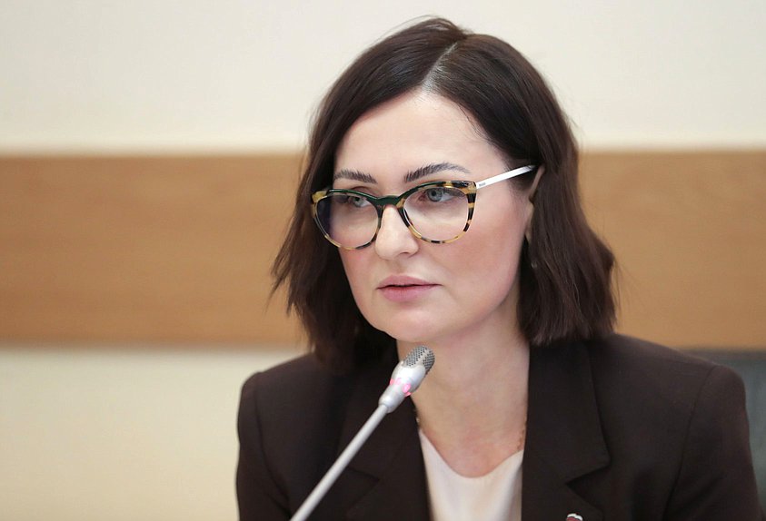 Первый заместитель Председателя Комитета по вопросам семьи, женщин и детей Татьяна Буцкая