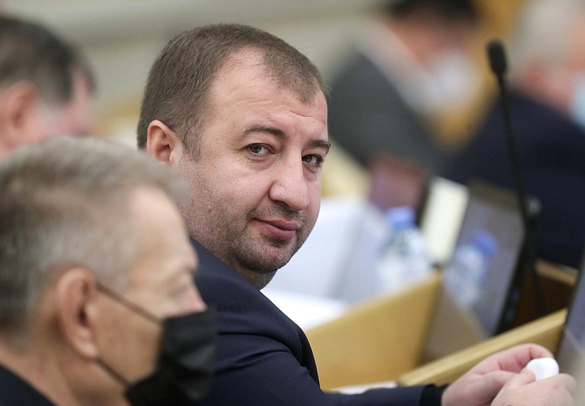 Член Комитета по международным делам Расул Боташев