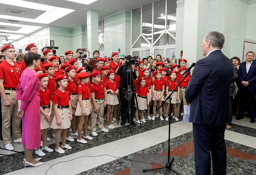 Открытие выставки «Фейерверк новогодних игрушек», посвященной 100-летней годовщине со дня образования СССР