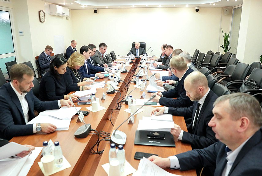 Круглый стол Комитета по энергетике на тему «О внесении изменений в ФЗ «Об электроэнергетике»