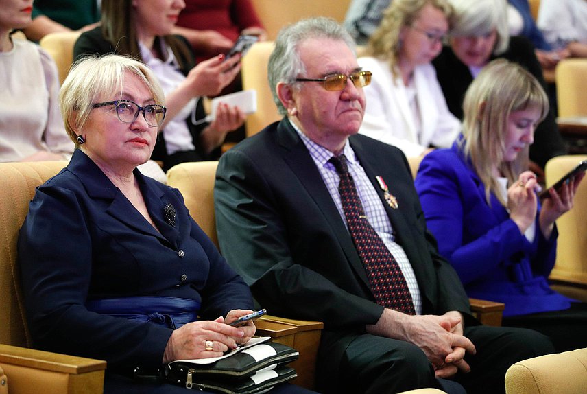 Круглый стол на тему «Заветы великих просветителей России как ключ к объединению народов»