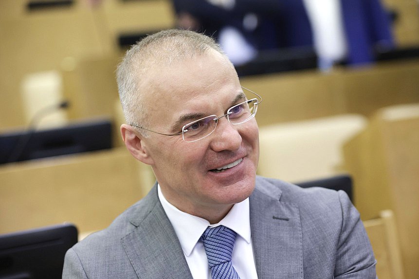 Заместитель Председателя Комитета по экологии, природным ресурсам и охране окружающей среды Александр Коган