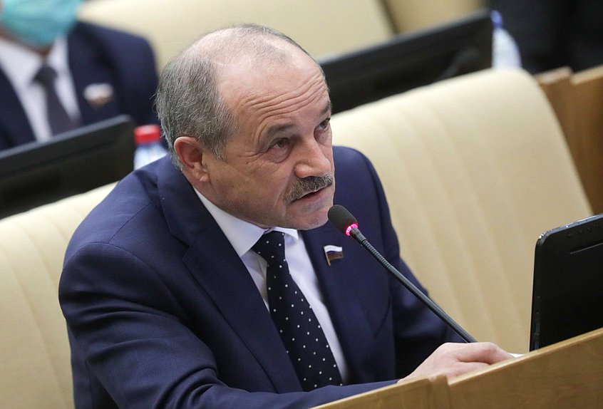 Заместитель Председателя Комитета по охране здоровья Николай Говорин