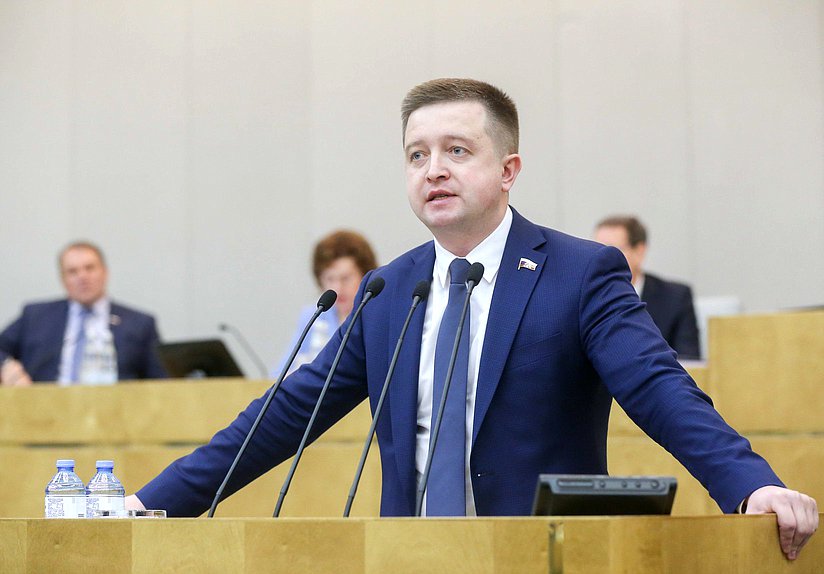 Член Комитета по жилищной политике и жилищно-коммунальному хозяйству Игорь Торощин