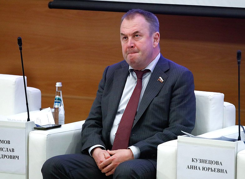 Заместитель Председателя Комитета по экономической политике Станислав Наумов