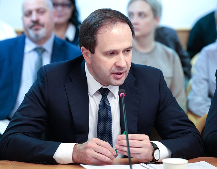 Заместитель Министра финансов РФ Павел Кадочников