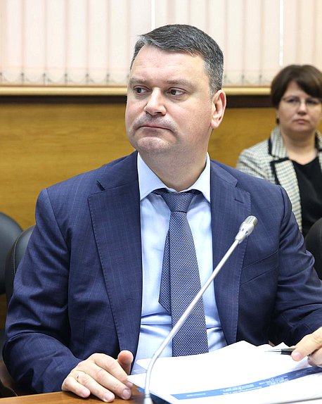 Председатель Фонда пенсионного и социального страхования РФ Сергей Чирков